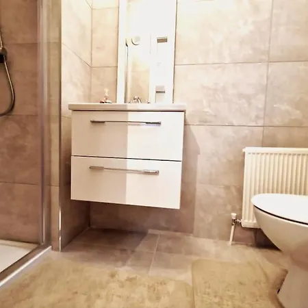 Your - Four Bed With Parking! Apartment Galway