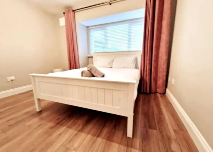 Your - Four Bed With Parking!